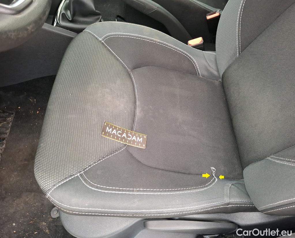 Renault  Clio RENAULT  Société VU 5p Berline Air Medianav dCi 75  18 #23
