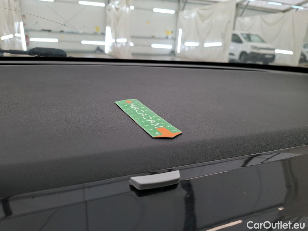  Peugeot  208  Affaire Premium Pack 1.6 HDi 75CV BVM5 E6 #2