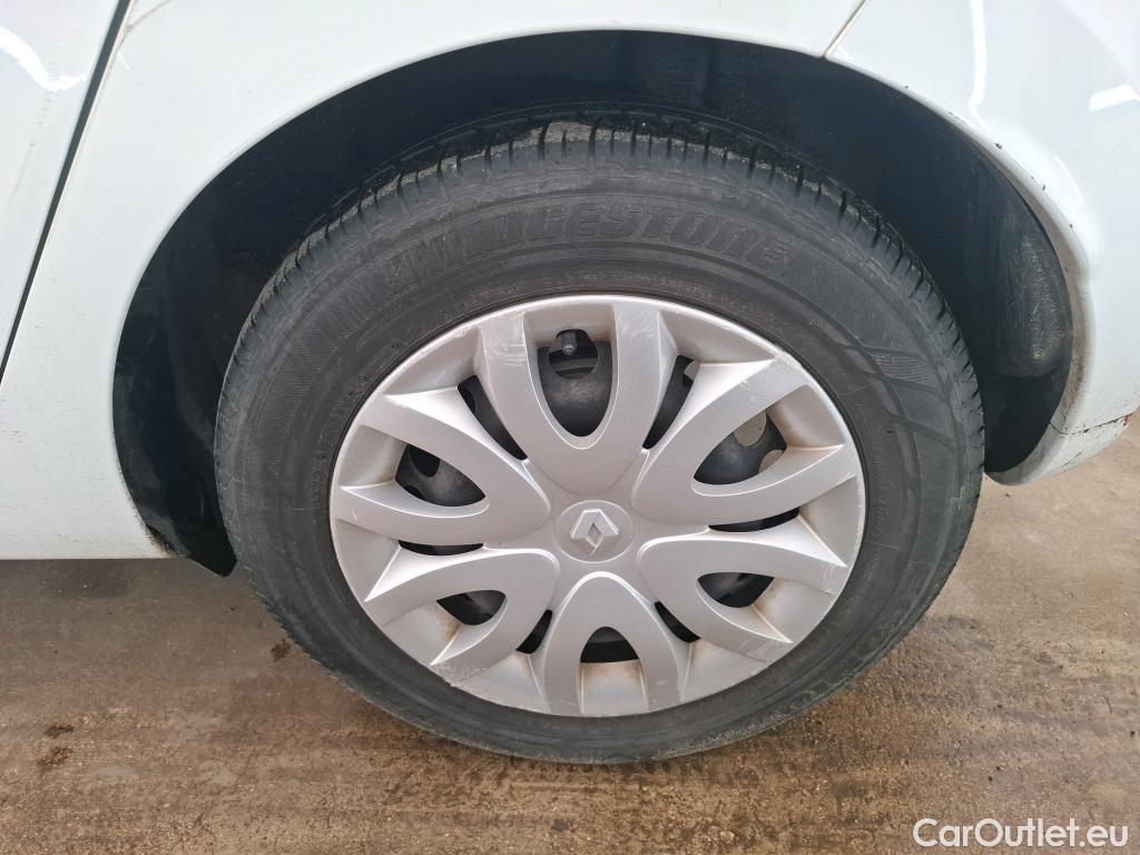  Renault  Clio RENAULT  Société VU 5p Berline Air Medianav dCi 75  18 #45
