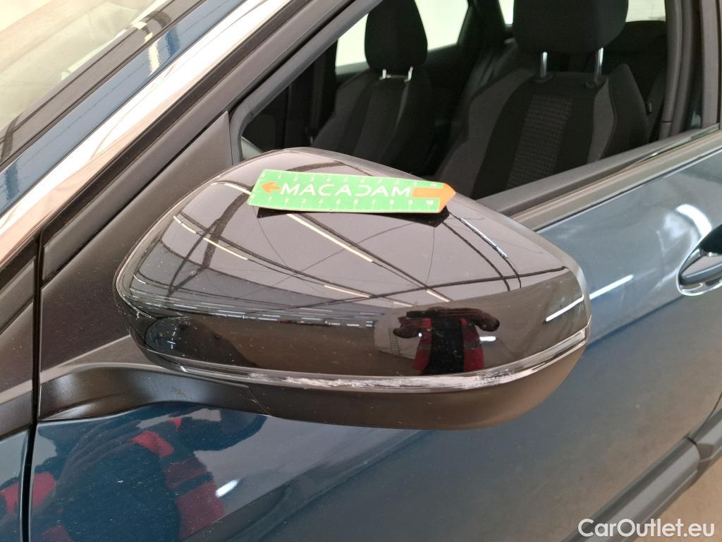  Peugeot  3008  Active Pack 1.2 PureTech 130CV BVA8 E6d #4