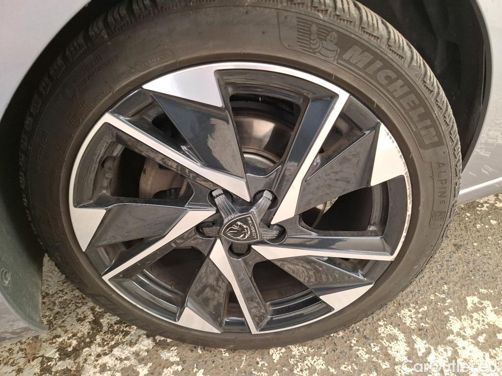  Peugeot  308  Allure Pack 1.2 PureTech 130CV BVA8 E6d #12