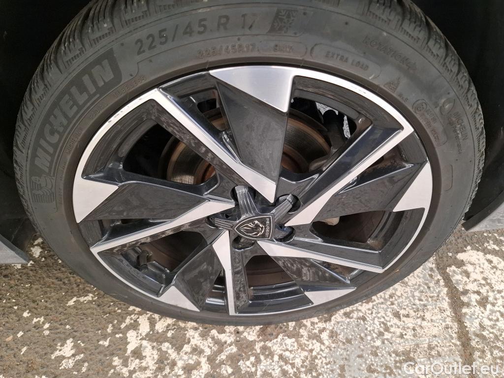  Peugeot  308  Allure Pack 1.2 PureTech 130CV BVA8 E6d #16