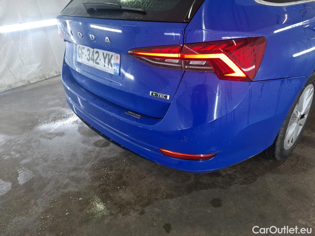  Skoda  Octavia SKODA  Combi / 2020 / 5P / Break 1.5 TSI mHEV e-TEC 150 DSG7 Style #5