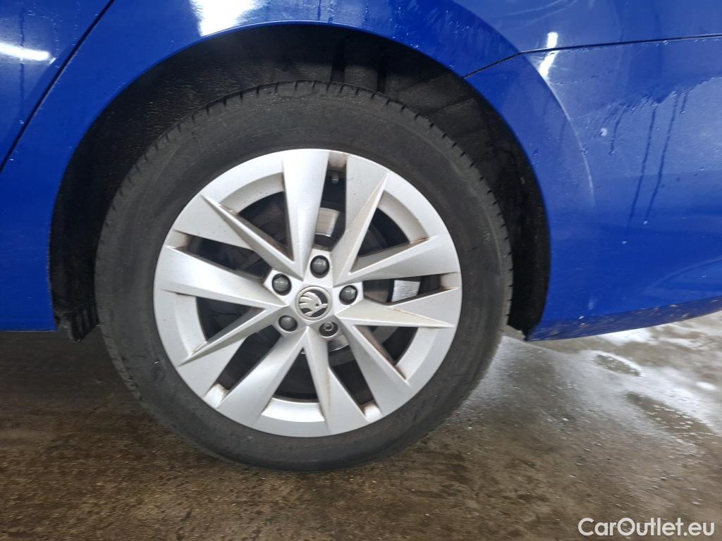  Skoda  Octavia SKODA  Combi / 2020 / 5P / Break 1.5 TSI mHEV e-TEC 150 DSG7 Style #22