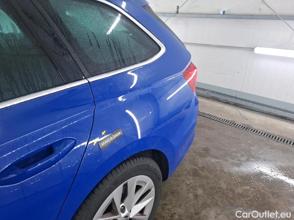  Skoda  Octavia SKODA  Combi / 2020 / 5P / Break 1.5 TSI mHEV e-TEC 150 DSG7 Style #24