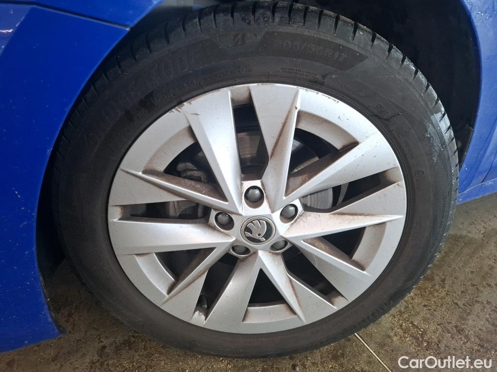  Skoda  Octavia SKODA  Combi / 2020 / 5P / Break 1.5 TSI mHEV e-TEC 150 DSG7 Style #10