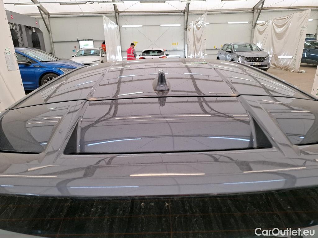  Toyota  C-HR TOYOTA  / 2016 / 5P / SUV 2.0 HYBRIDE 184 DYN BUS STAGE ACA #1
