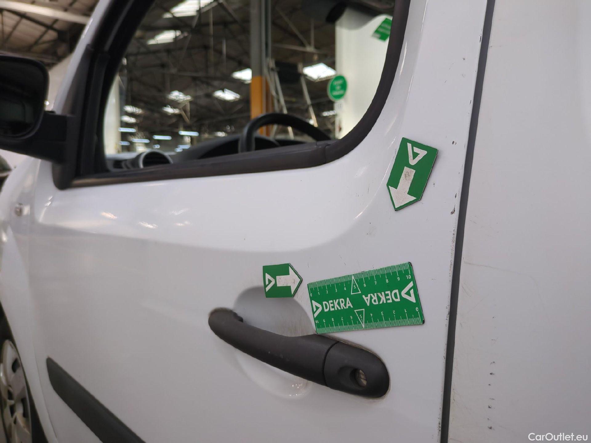  Renault  Kangoo  Express Maxi Extra (Série Spéciale) 1.5 dCi 90CV BVM5 E6 #33