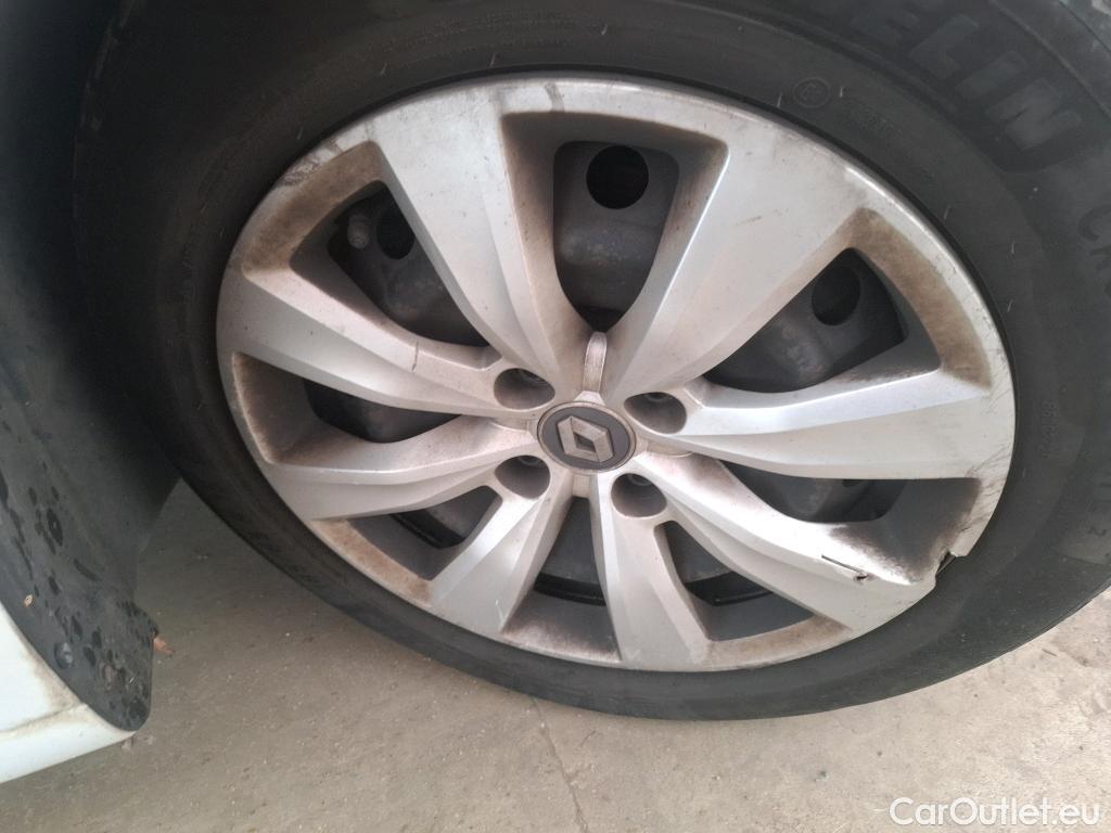  Renault  Clio  V Société Air Nav 1.5 dCi 85CV BVM6 E6dT #28