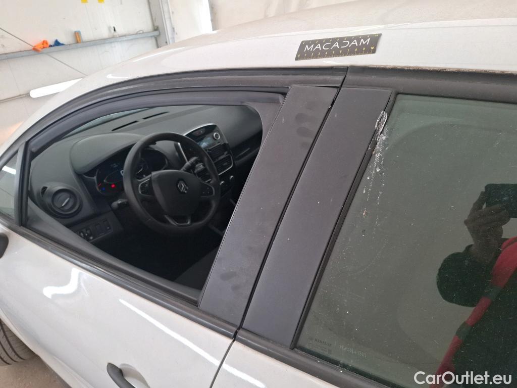  Renault  Clio RENAULT  Société VU 5p Berline Air dCi 75 - 18 #83