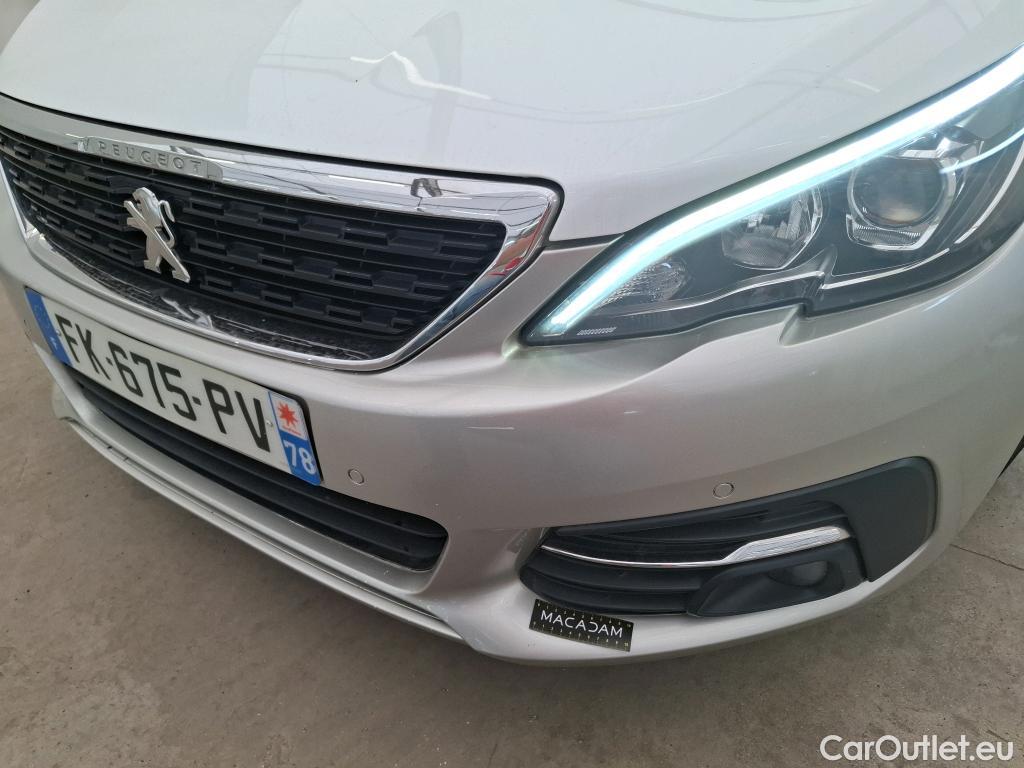  Peugeot  308  / 2017 / 5P / Berline BlueHDi 130 EAT6 S&S ACTIVE BUSINESS / TRANSFO VP/VF #1