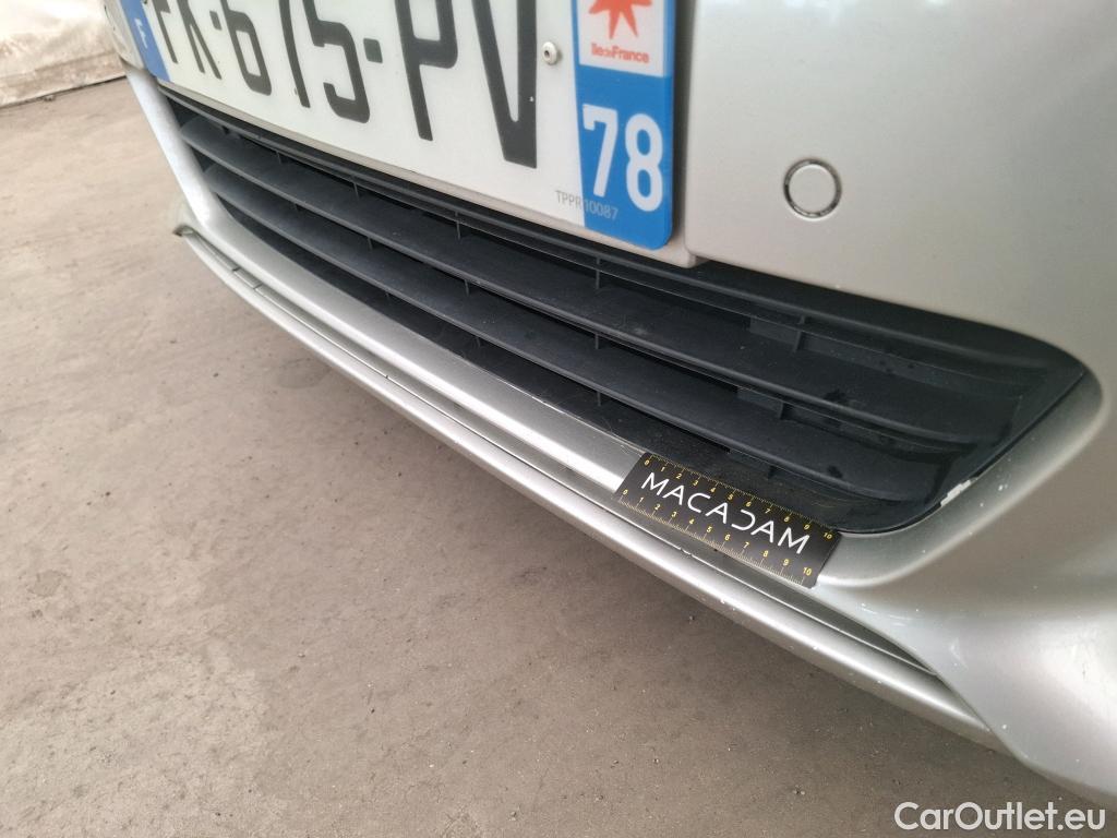  Peugeot  308  / 2017 / 5P / Berline BlueHDi 130 EAT6 S&S ACTIVE BUSINESS / TRANSFO VP/VF #26
