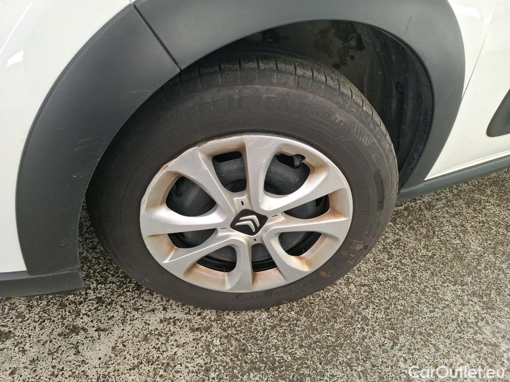  Citroen  C3  Société Feel 1.5 BlueHDI 100CV BVM6 E6d #4