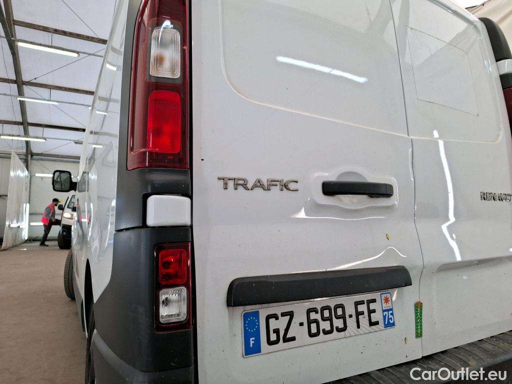  Renault  Trafic RENAULT  / 2021 / 4P / Fourgon tôlé FG L1H1 2T8 advance Blue dCi 130 - 24 #25