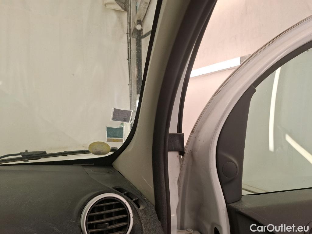  Renault  Kangoo RENAULT  Express / 2013 / 4P / Fourgonnette Gd Volume Gd Confort - Blue dCi 95 #26