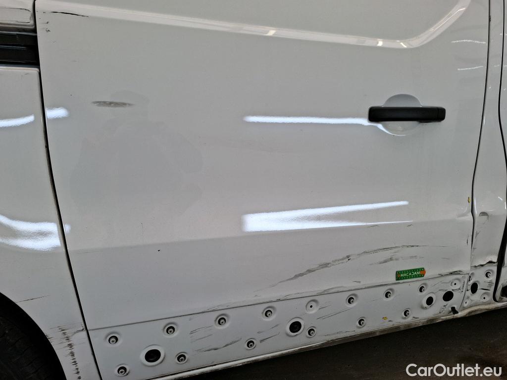  Renault  Trafic RENAULT  / 2021 / 4P / Fourgon tôlé FG L1H1 2T8 advance Blue dCi 130 - 24 #17