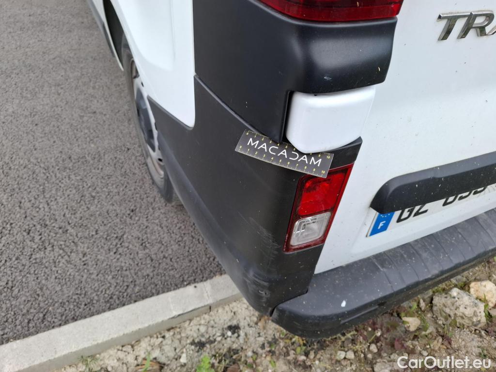  Renault  Trafic RENAULT  / 2021 / 4P / Fourgon tôlé FG L1H1 2T8 advance Blue dCi 130 - 24 #51