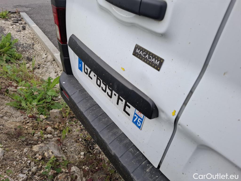  Renault  Trafic RENAULT  / 2021 / 4P / Fourgon tôlé FG L1H1 2T8 advance Blue dCi 130 - 24 #31