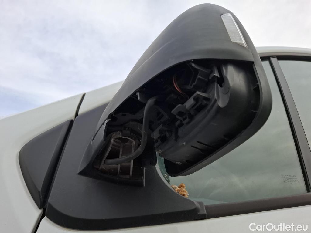  Renault  Trafic RENAULT  / 2021 / 4P / Fourgon tôlé FG L1H1 2T8 advance Blue dCi 130 - 24 #45