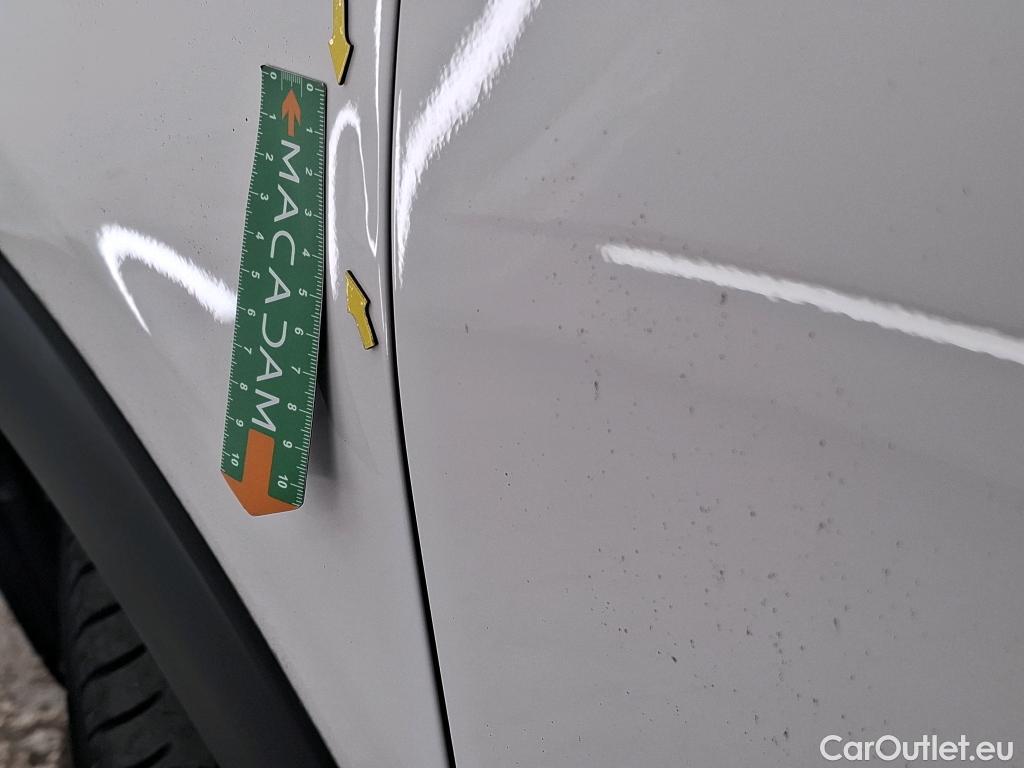  Citroen  C3  Feel 1.2 PureTech 80CV BVM5 E6 / VH GRELE #26