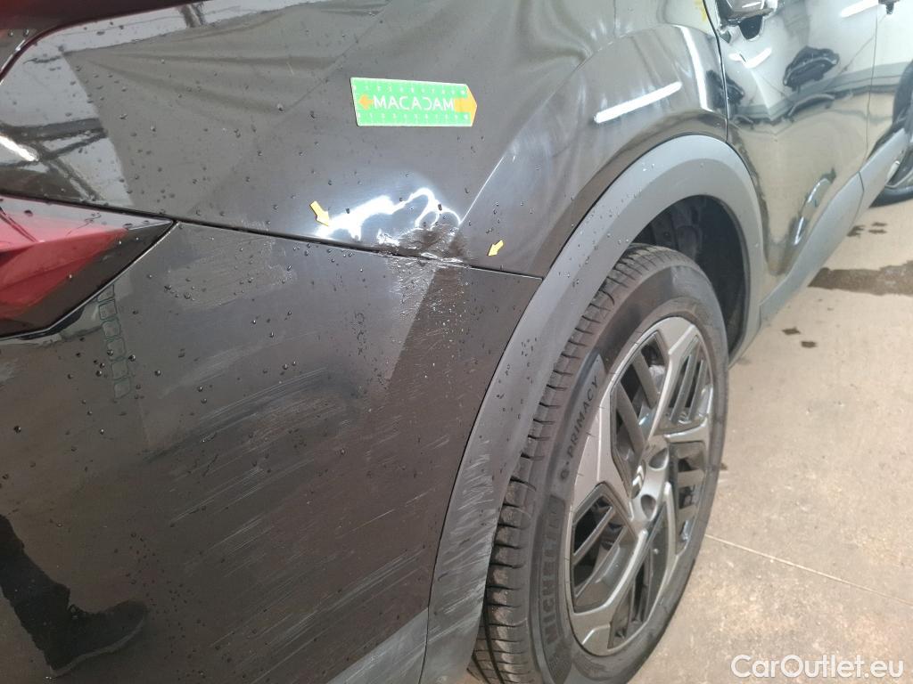  Citroen  C4 CITROEN  X / 2022 / 4P / Berline PureTech 130 S&S EAT8 Feel Pack #3
