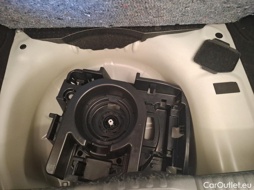  Citroen  C3  Feel 1.2 PureTech 80CV BVM5 E6 / VH GRELE #23
