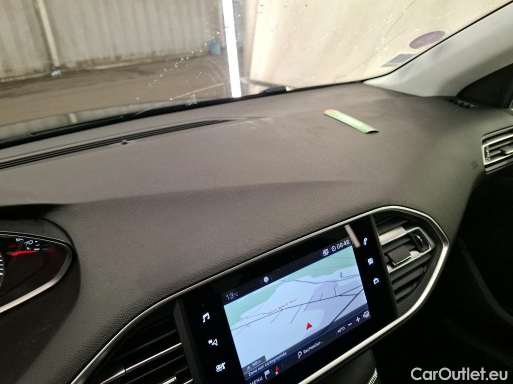  Peugeot  308  Allure 1.2 PureTech 130CV BVA8 E6d #1