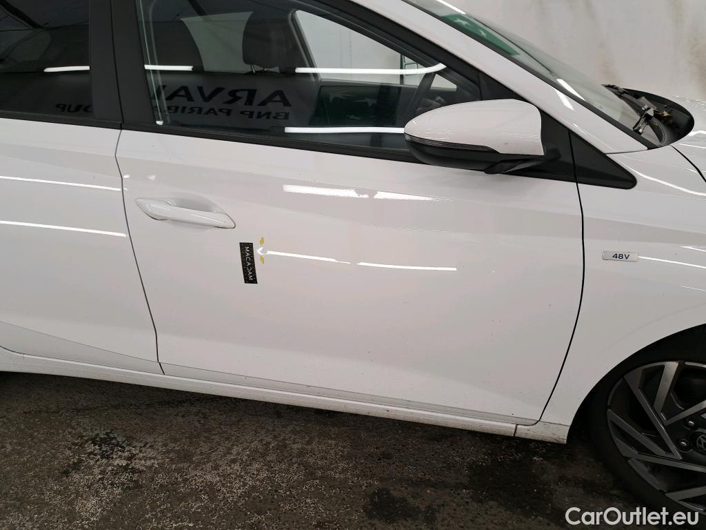  Hyundai  i20 HYUNDAI  / 2023 / 5P / Berline 1.0 T-GDI 100 HYBRID 48V INTUITIVE #1
