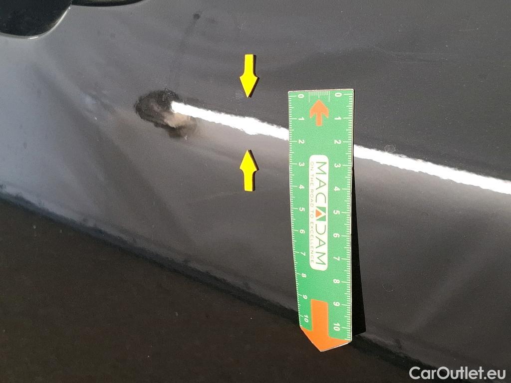  Opel   Grandland X Grandland X Elegance Business 1.5 130CV BVA8 E6d #18