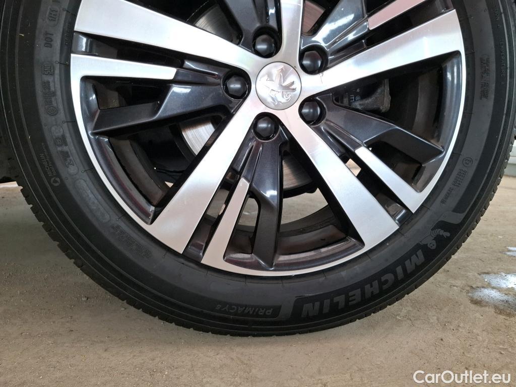  Peugeot  5008  Allure Business 1.2 PureTech 130CV BVA8 E6dT #56