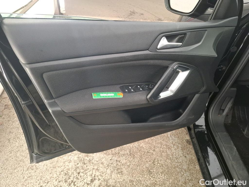  Peugeot  308  Allure 1.2 PureTech 130CV BVA8 E6d #24