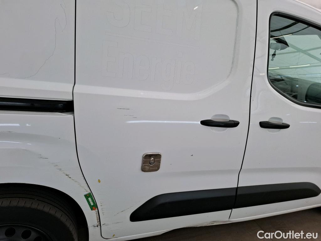  Citroen  Berlingo  Fourgon Club M 1000 1.2 PureTech 130CV BVA8 E6d #6
