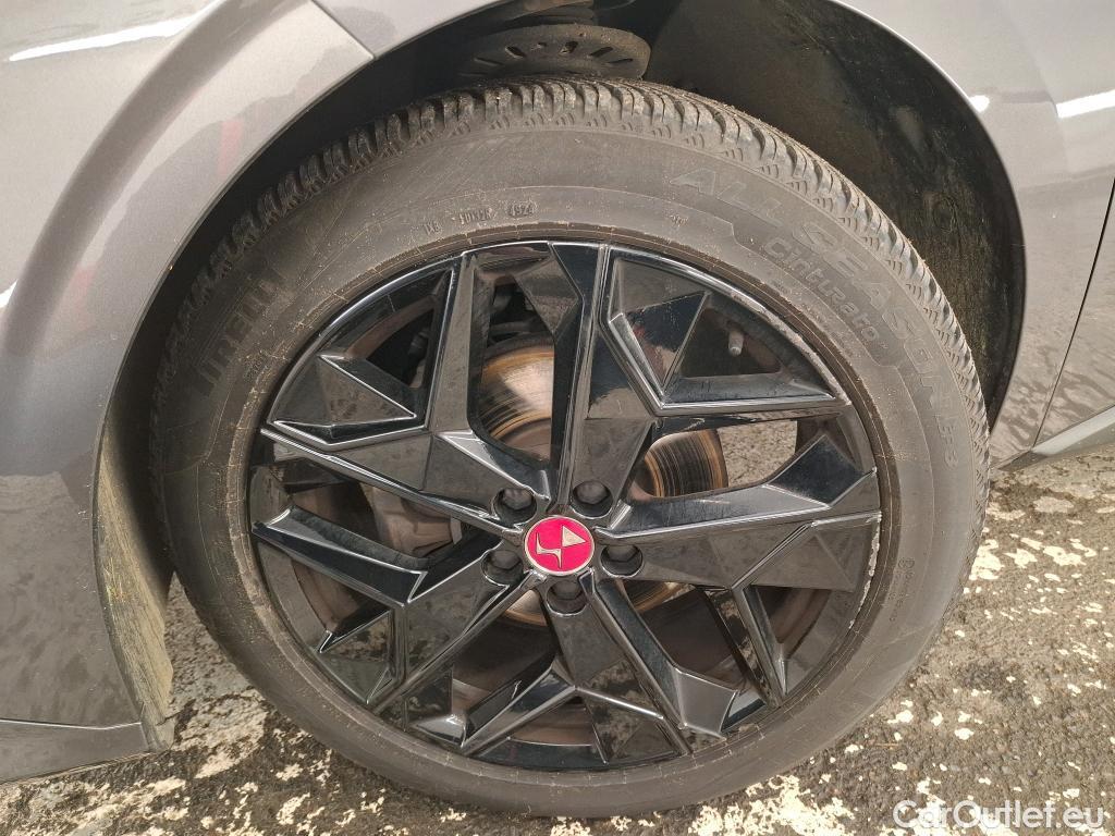  DS  DS4 DS DS 4 / 2021 / 5P / Berline PURETECH 130 PERFORMANCE LINE + AUTO #1