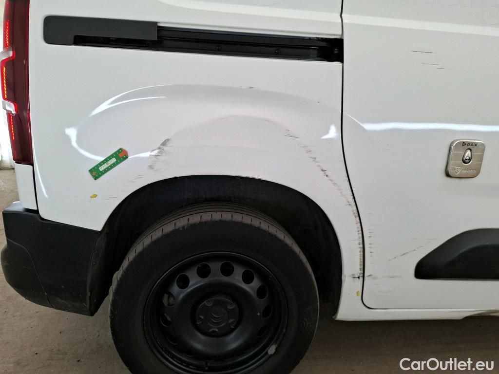  Citroen  Berlingo  Fourgon Club M 1000 1.2 PureTech 130CV BVA8 E6d #2