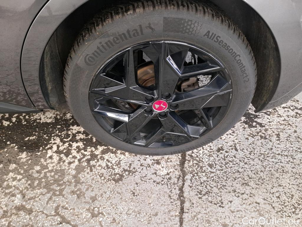  DS  DS4 DS DS 4 / 2021 / 5P / Berline PURETECH 130 PERFORMANCE LINE + AUTO #19