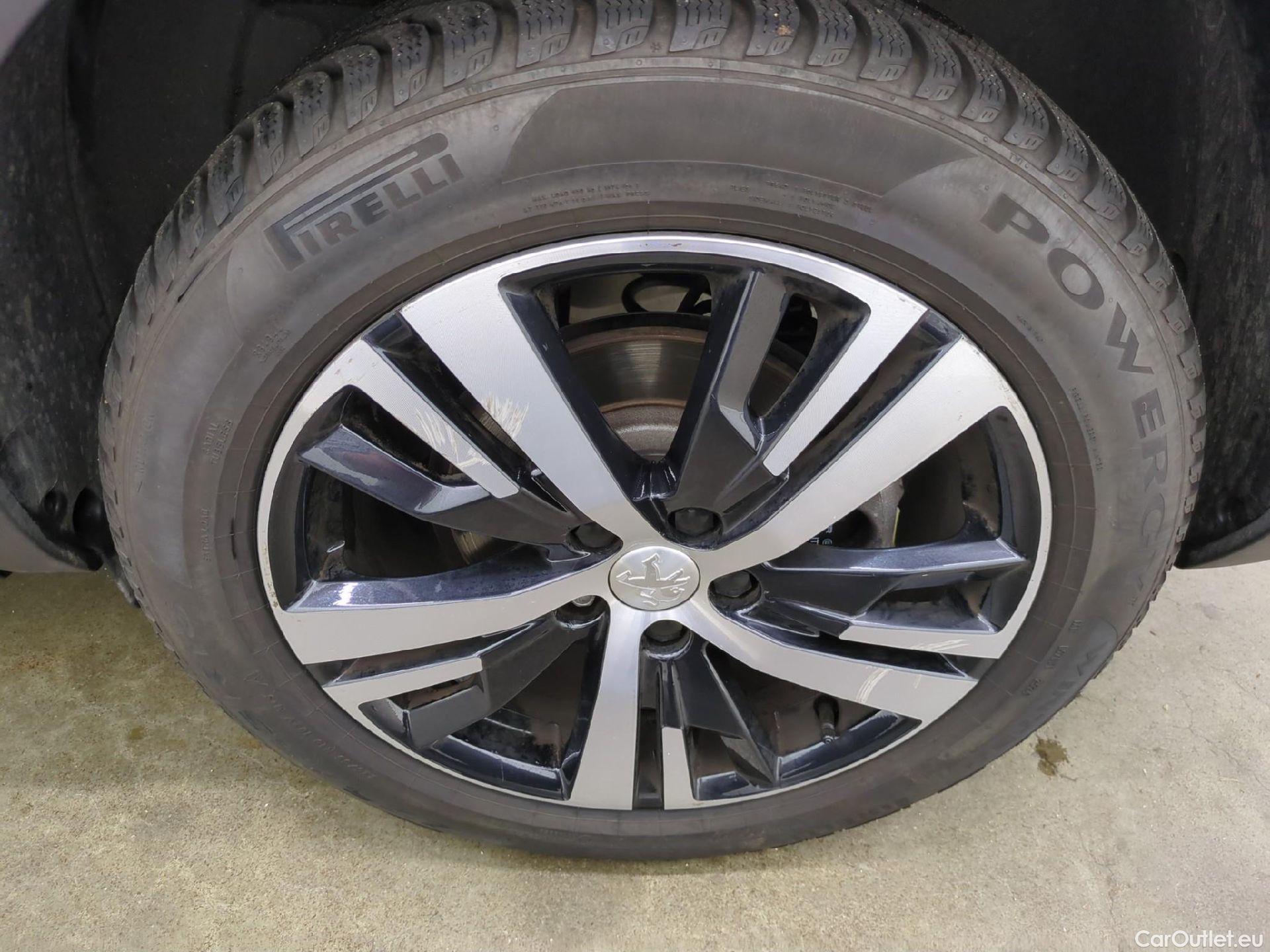  Peugeot  5008  Allure Business 1.2 PureTech 130CV BVA8 7 Sieges E6d #23