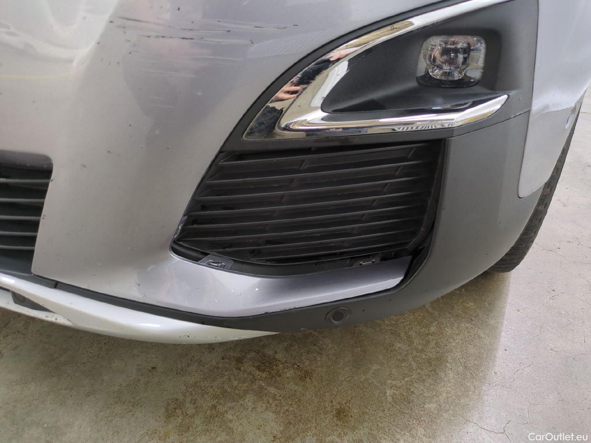  Peugeot  5008  Allure Business 1.2 PureTech 130CV BVA8 7 Sieges E6d #48