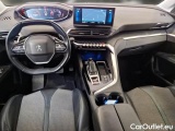  Peugeot  3008 PEUGEOT  / 2020 / 5P / SUV BLUEHDI 130 EAT8 SeS ALLURE #3
