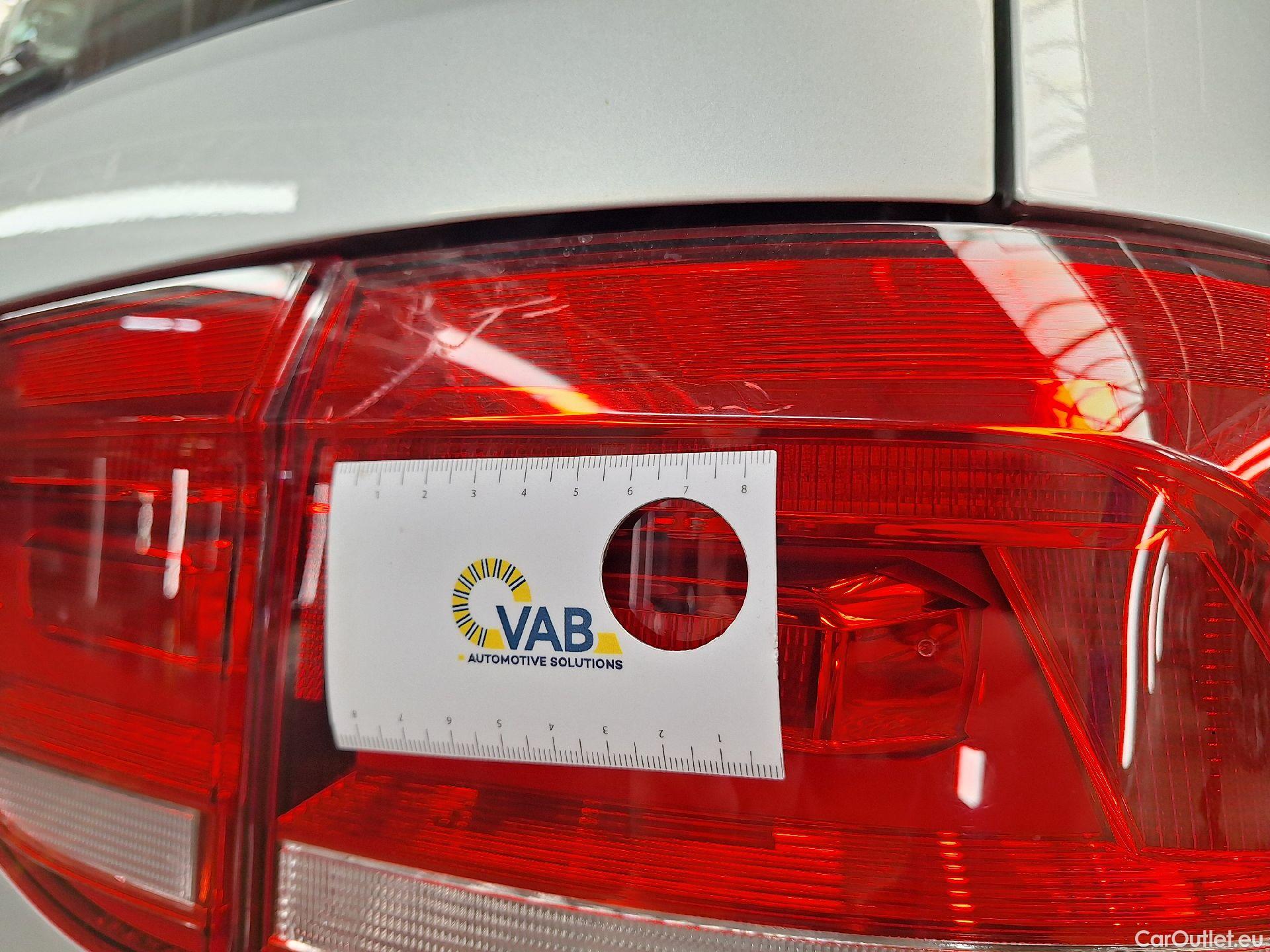  Volkswagen  Touran VW,  '15, Volkswagen  2.0 TDi 90kW Trendline 5d 7pl #53