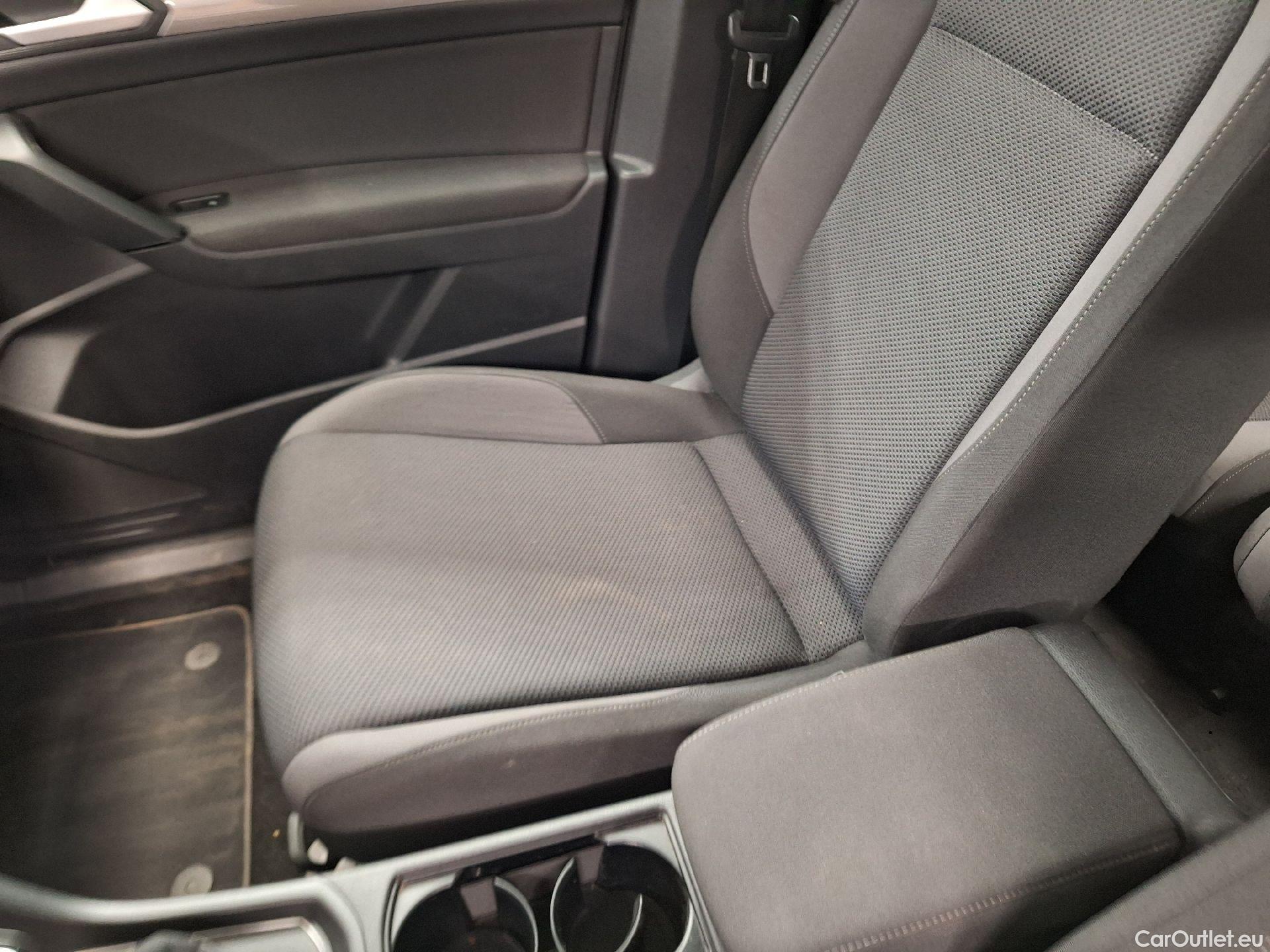  Volkswagen  Touran VW,  '15, Volkswagen  2.0 TDi 90kW Trendline 5d 7pl #11