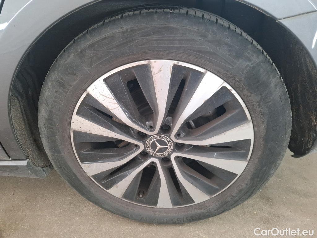  Mercedes  A-Klasse MERCEDES-BENZ Classe A Berline / 2018 / 4P / Berline A 200 Business Line 7G-DCT #20