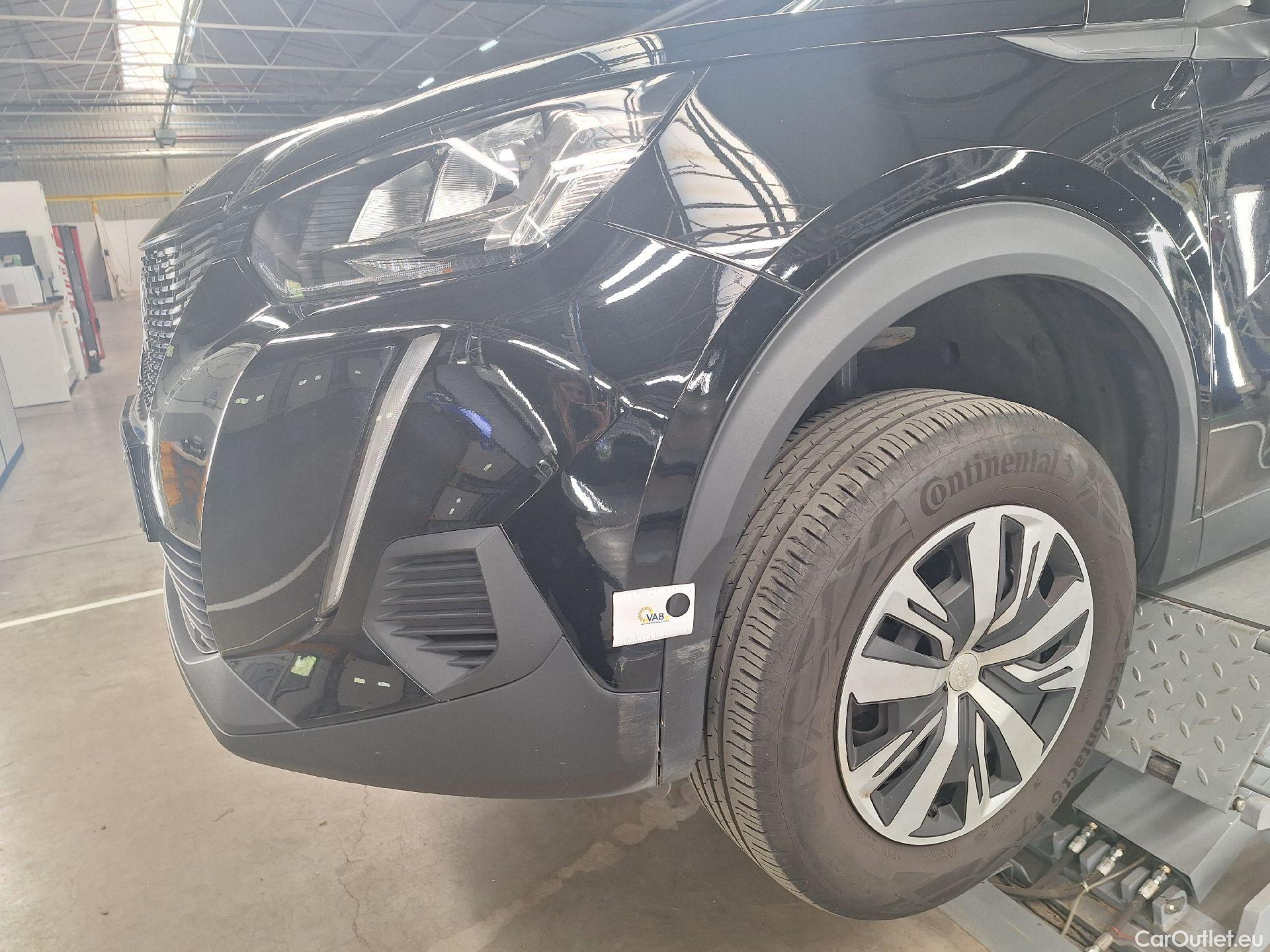  Peugeot  2008 Peugeot,  '19, Peugeot  1.2 Puretech 74KW S&S Active Pack 5d #30