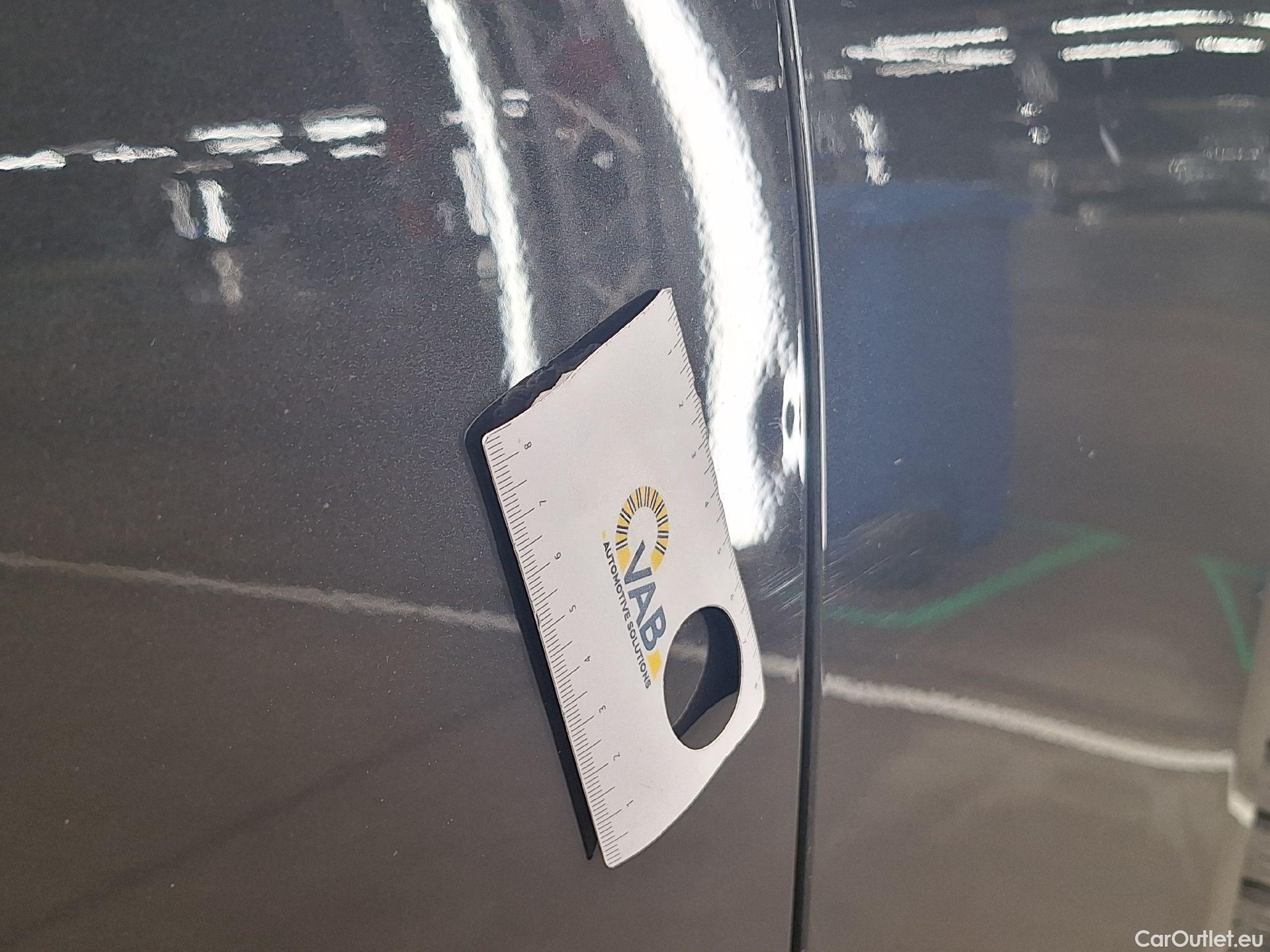  Mercedes  E-Klasse Mercedes, E-Class FL'20, Mercedes-Benz  Berline E 200 d Business So #64