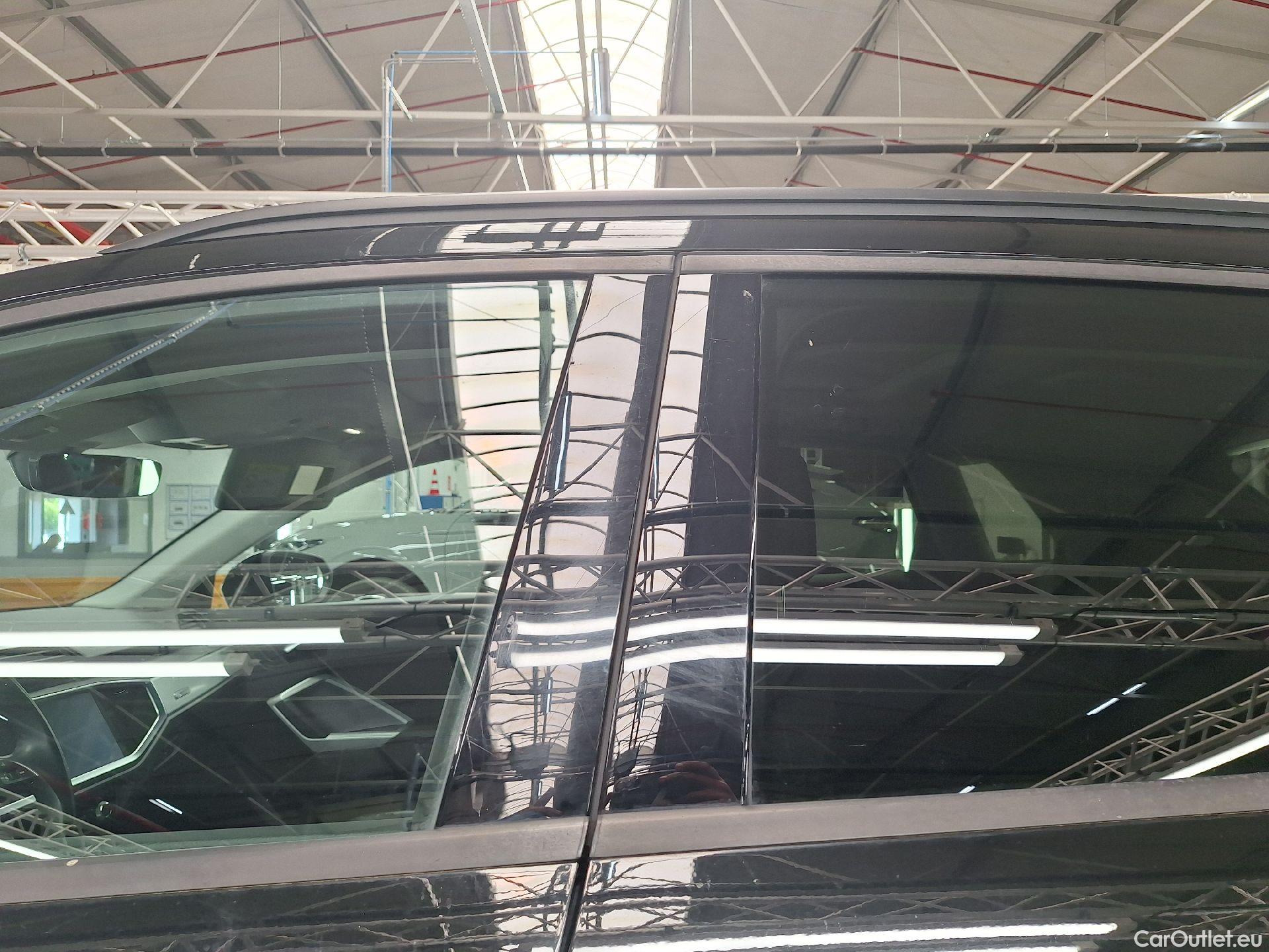  Audi  Q3 Audi,  '18, Audi  35 TFSI S tronic Advanced 5d #33