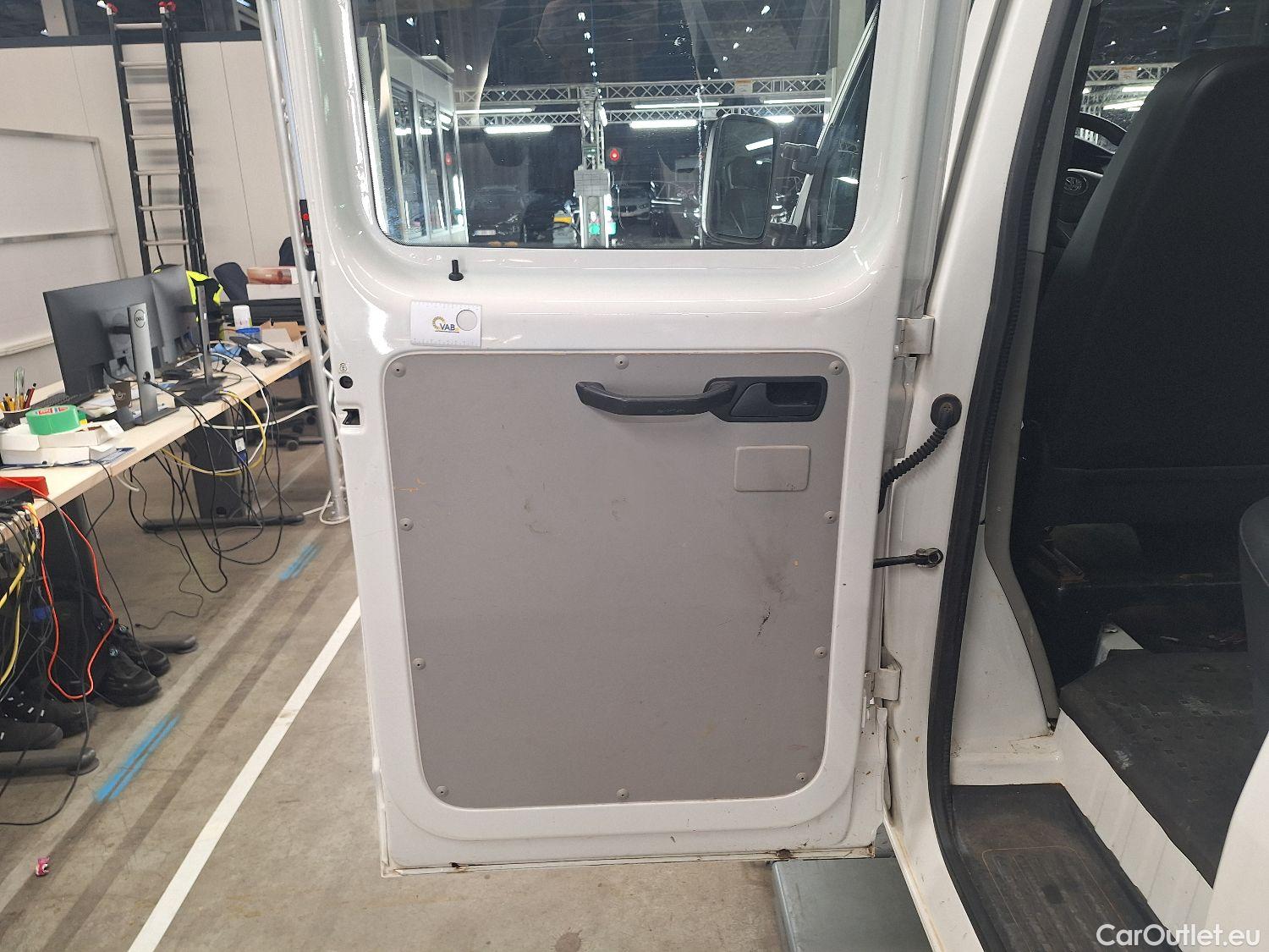  Volkswagen  Transporter VW, _Transport.Chas.Cab., Volkswagen  2.0 TSi EU6 110/150 DC LWB  #156