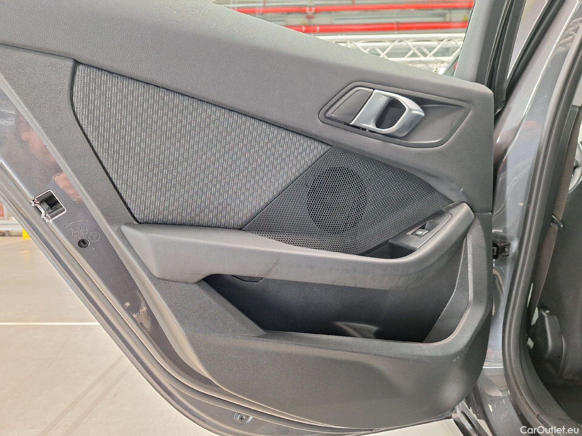  Bmw  Serie 1 BMW, 1-serie '19, BMW 1 Reeks Hatch 116dA (85 kW) 5d #35