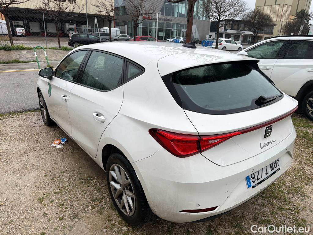  Seat  Leon SEAT Nuevo León / 2020 / 5P / berlina con portón 2.0 TDI 85kW S&S Style #7