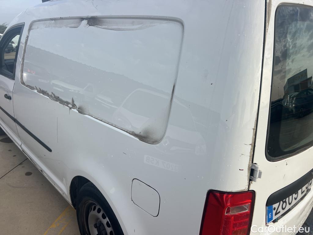  Volkswagen  Caddy VOLKSWAGEN  / 2015 / 4P / furgón derivado de turismo ABT e- Maxi Furgón #19