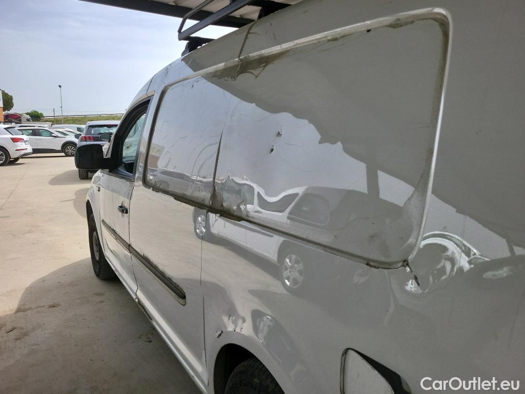  Volkswagen  Caddy VOLKSWAGEN  / 2015 / 4P / furgón derivado de turismo ABT e- Maxi Furgón #14