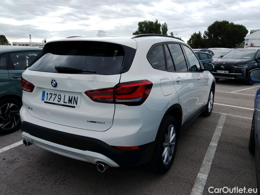  Bmw  X1 BMW  / 2019 / 5P / todoterreno sDrive18d #23